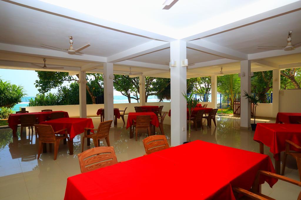 Paradise Beach Resort & Diving School Mirissa Exterior photo