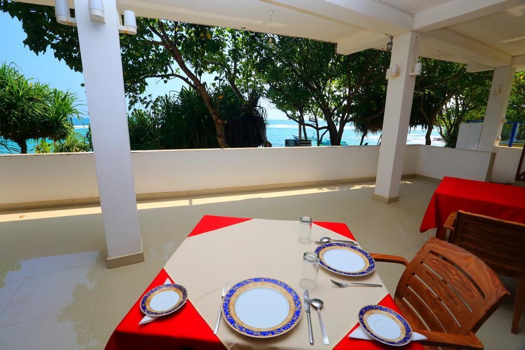Paradise Beach Resort & Diving School Mirissa Exterior photo