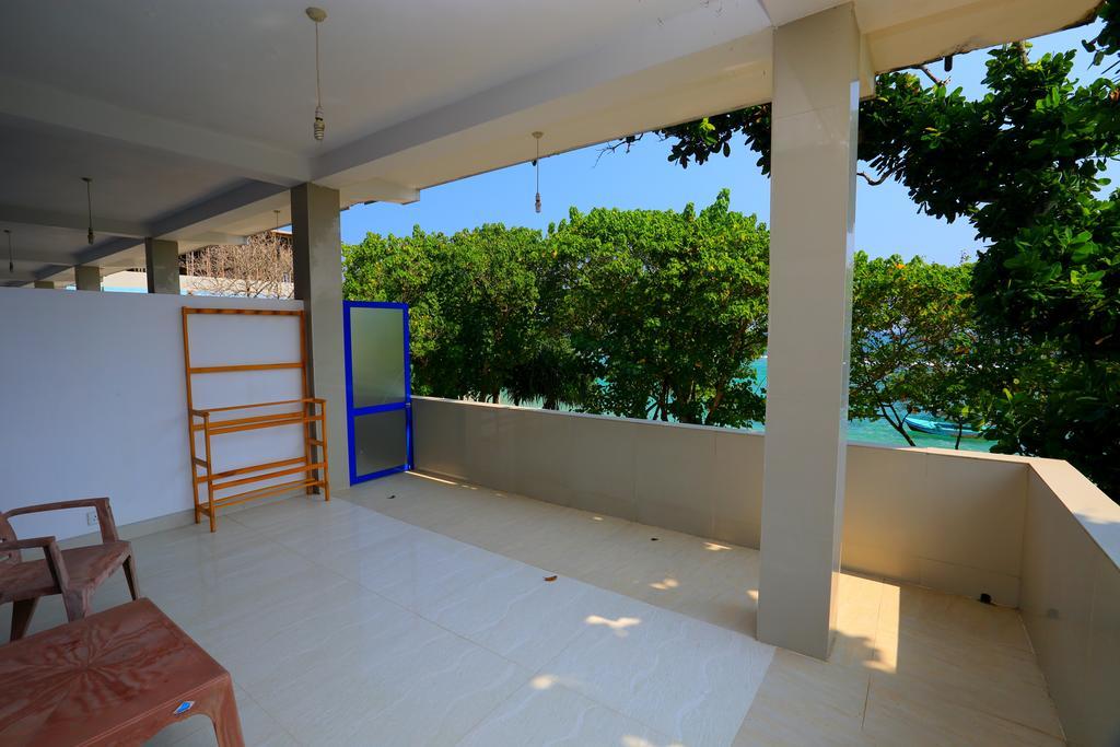 Paradise Beach Resort & Diving School Mirissa Exterior photo