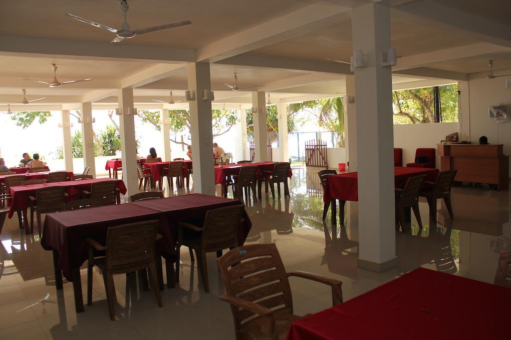 Paradise Beach Resort & Diving School Mirissa Exterior photo