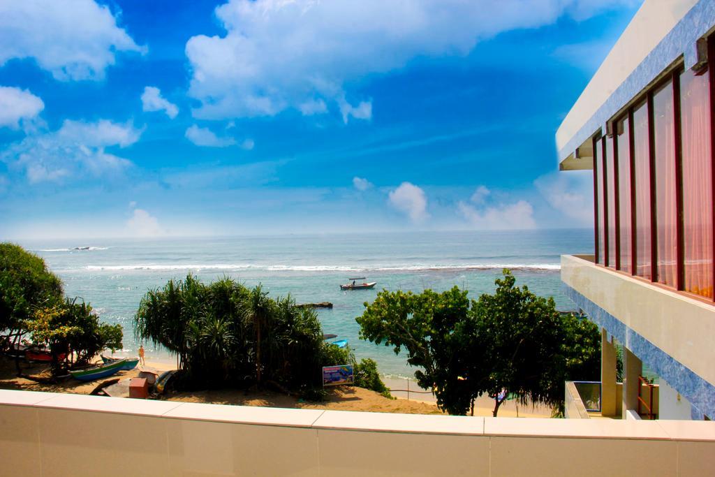 Paradise Beach Resort & Diving School Mirissa Exterior photo